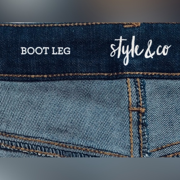 Style & Co Boot High Rise Dark Denim Blue Jeans Size 14, NWOT - Picture 4 of 8